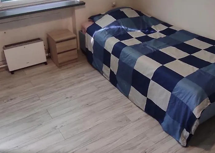 Adam 2 Вроцлав